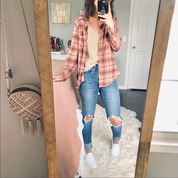 American Eagle Outfitters Tops - AE Amazingly Soft Boyfriend Flannel